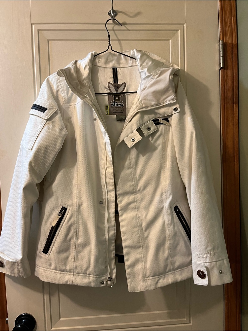 Burton Women’s White Hooded Ski Jacket with Black Trim